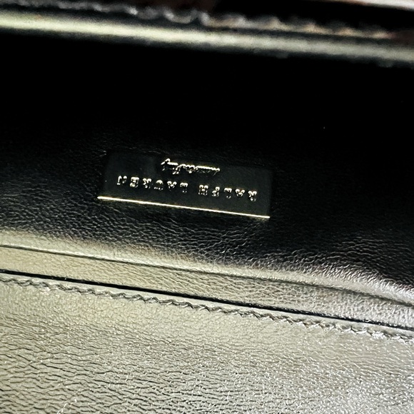 Ralph Lauren collection black patent leather small purse with silver chain - Picture 3 of 16